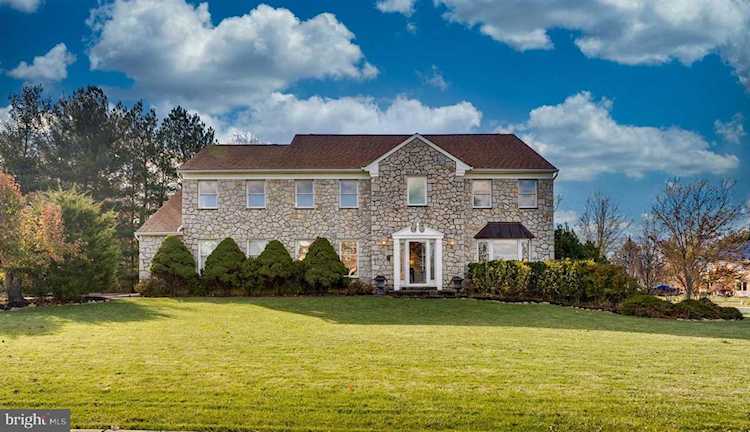 736 Newport Ln Lansdale, PA 19446