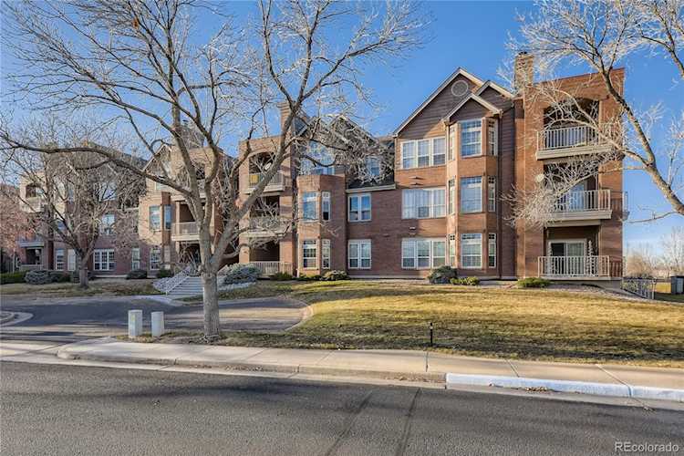 2897 W Riverwalk Circle #106 Littleton, CO 80123