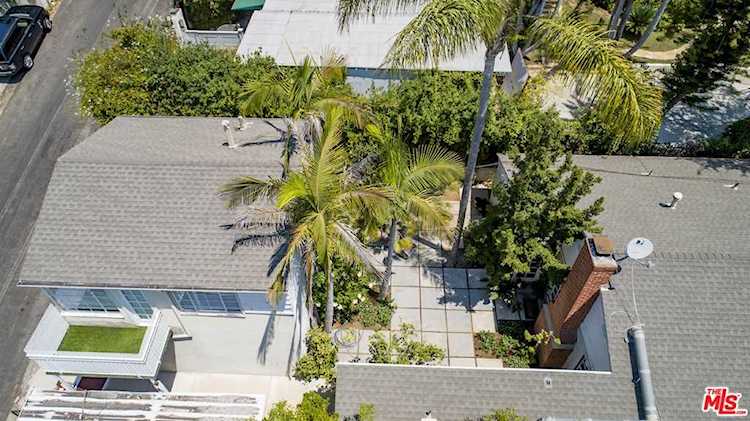 1211 Hilldale Ave Los Angeles, CA 90069