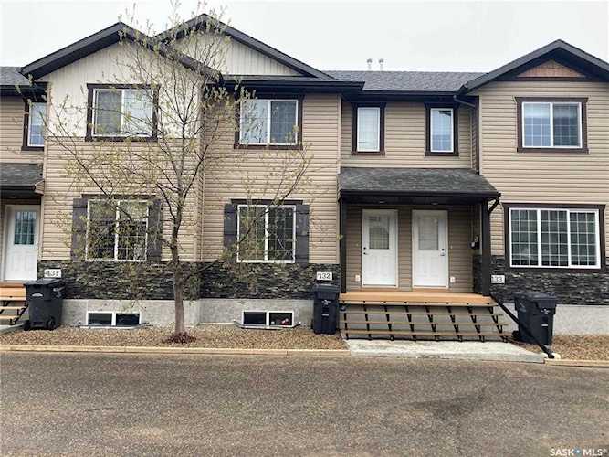 503 Colonel Otter Dr Swift Current, SK S9H 2K4
