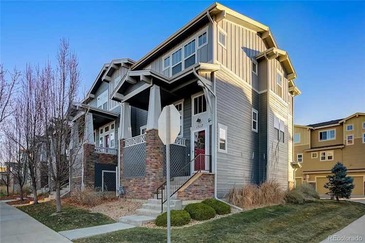 1517 Venice Ln Longmont, CO 80503 | MLS® 2710651 Photo 1