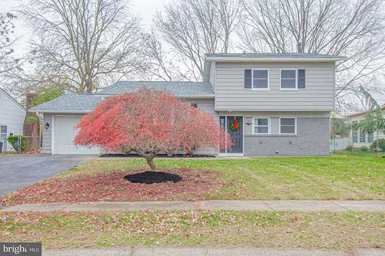 103 Anglin Dr Newark, DE 19713