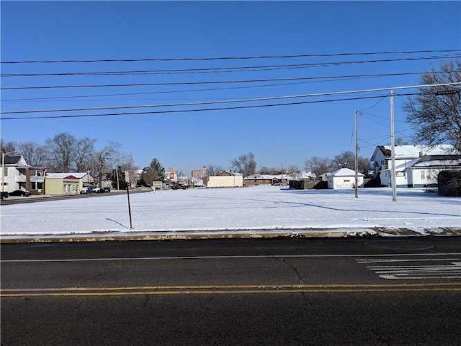 1742 Meridian St Anderson, IN 46016