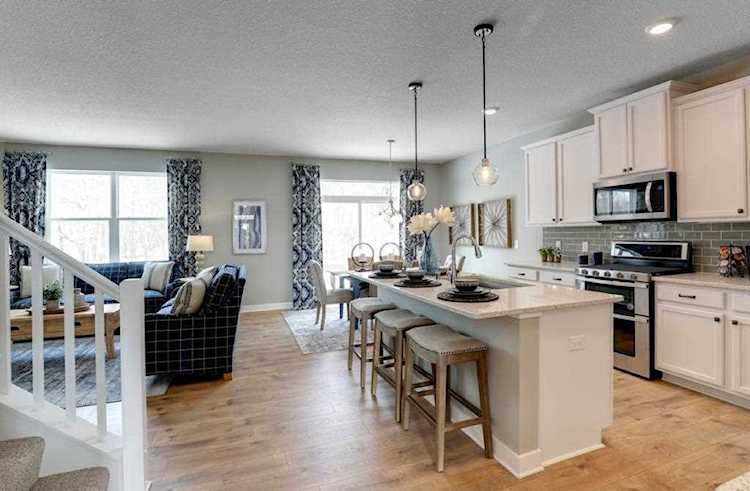 1502 Ironwood Drive Carver, MN 55315
