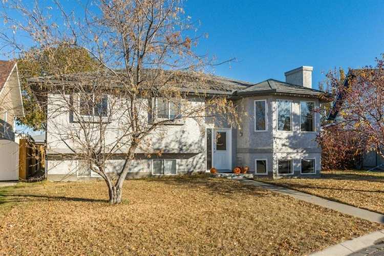 1716 5 Ave SE High River, AB T1V 1S9