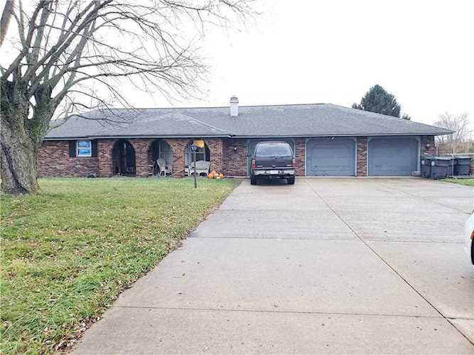 2199 E St. Rd. 236 Anderson, IN 46017 | MLS 21827136 Photo 1