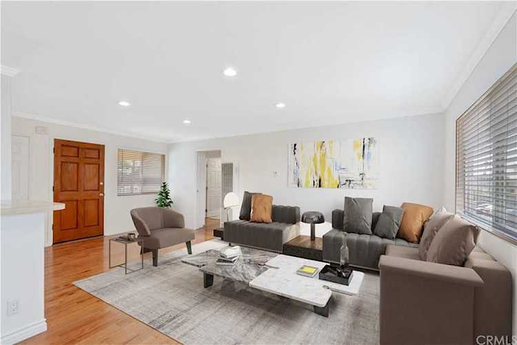 3929 Bentley Ave Culver City, CA 90232