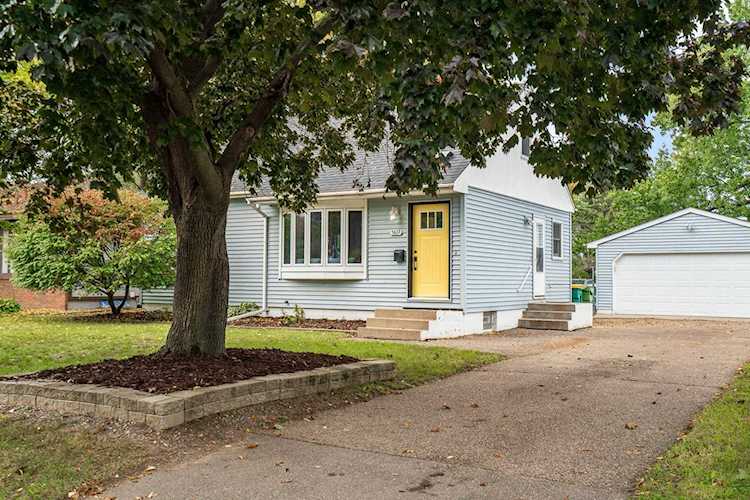 5619 Vera Cruz Avenue N Crystal, MN 55429 | MLS 6132110 Photo 1