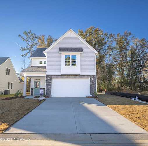 8819 Colbert Place Drive Leland, NC 28451