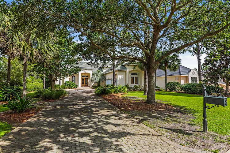 4565 Nautical Court Destin, FL 32541