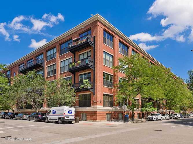 1040 W Adams St #211 Chicago, IL 60607