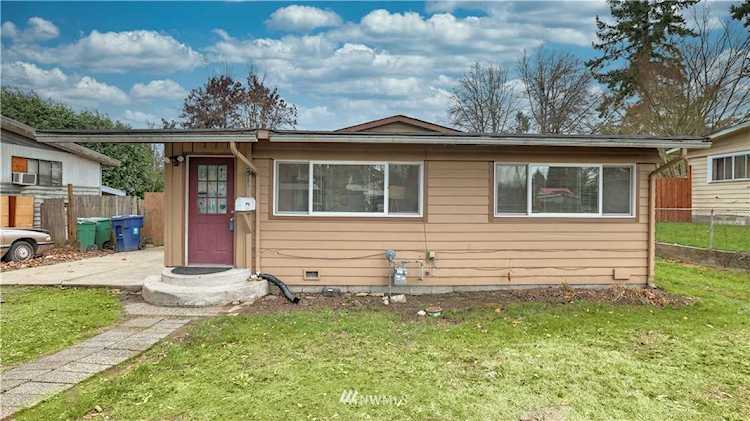 2519 NE 9th StRentonWA98056 Call Now 425-200-4093 Photo 1