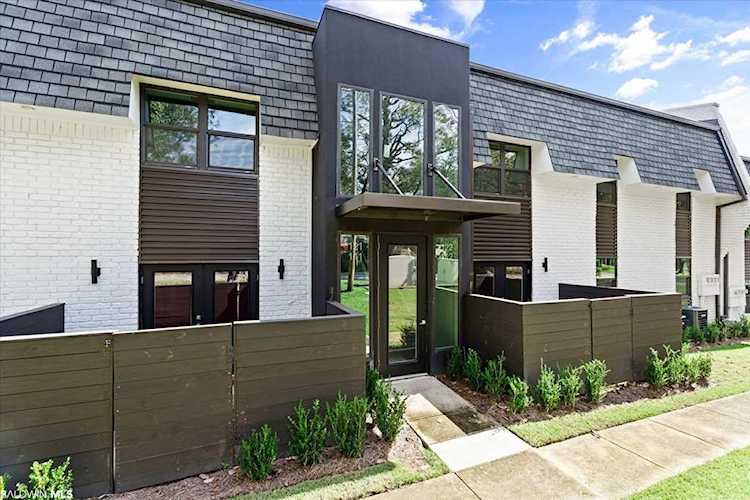3655 Old Shell Road #122 Mobile, AL 36608