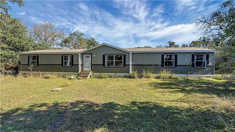 600 Jennifer LN Driftwood, TX 78619