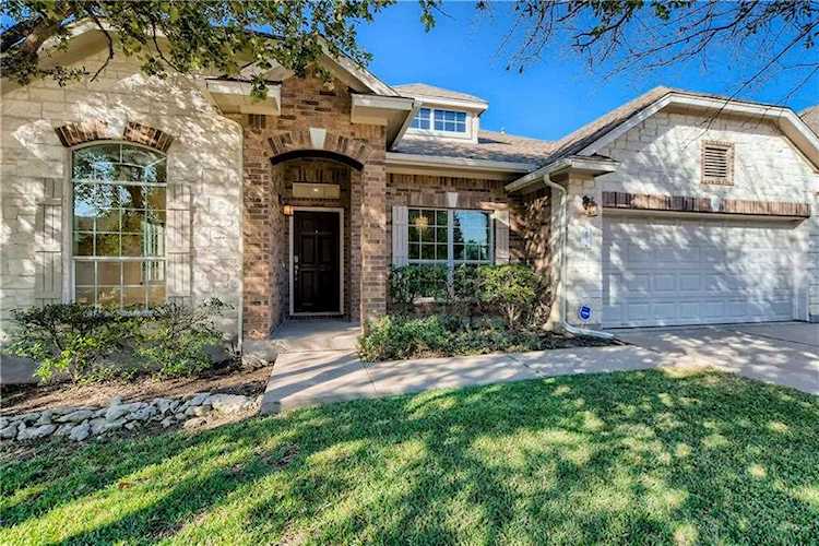 2503 Stagecoach BND Leander, TX 78641