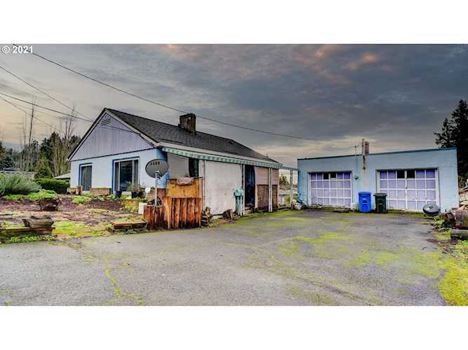 8620 NE Beech St Portland, OR 97220