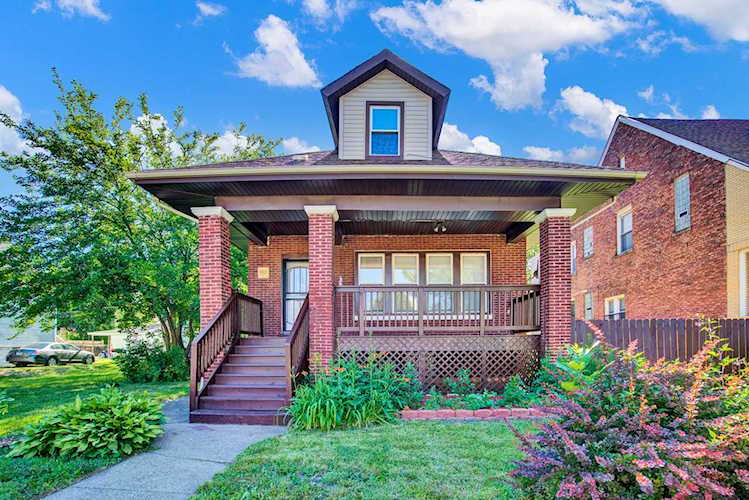 8821 S Emerald Ave Chicago, IL 60620