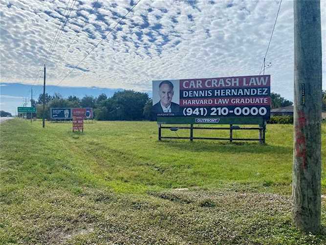5007 Us Highway 19 Palmetto, FL 34221