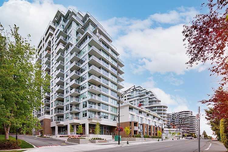 15165 Thrift Avenue #302 Surrey, BC V4B 0C1