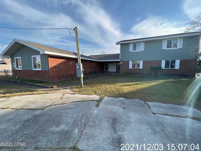 703 Huntingdon Rd Panama City, FL 32405