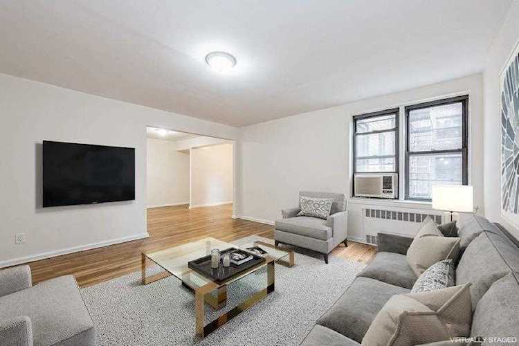 302 96th St Brooklyn, NY 11209