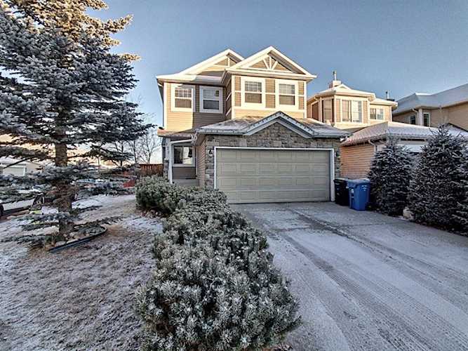 178 Cougar Plateau Way SW Calgary, AB T3H 5S3