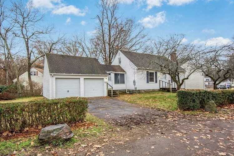 114 Glendale Worcester, MA 01602 | MLS 72925327 Photo 1