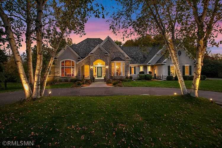 5930 Boulder Bridge Lane Shorewood, MN 55331