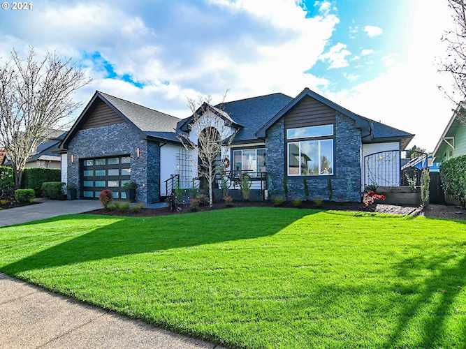 3234 Saint Croix St Eugene, OR 97408 | MLS 21569645 Photo 1