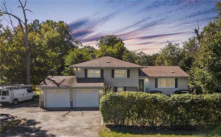 57 Scott Road Prospect, CT 06712