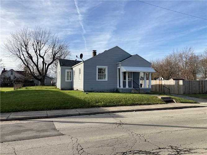 2723 Jackson St Anderson, IN 46016 | MLS 21827675 Photo 1