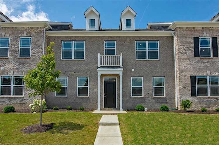 2794 Maricopa Blvd Whitestown, IN 46075