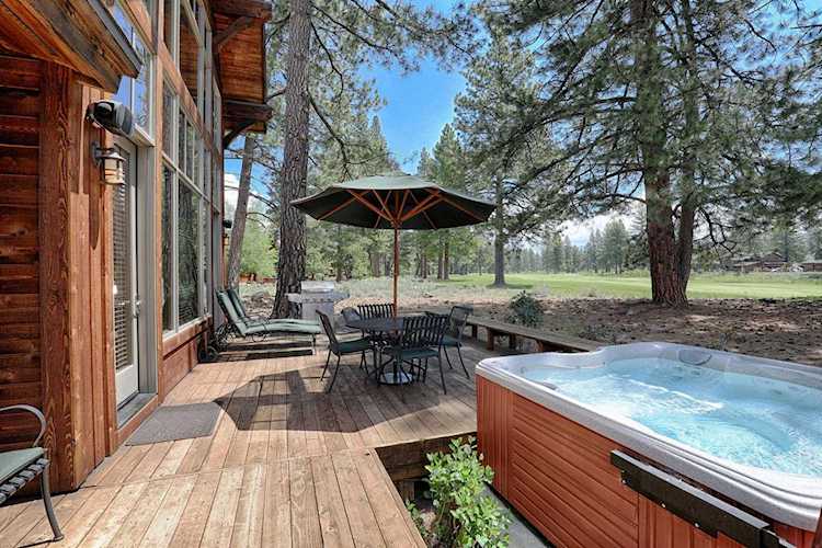 12303 Lookout Loop Truckee, CA 96161