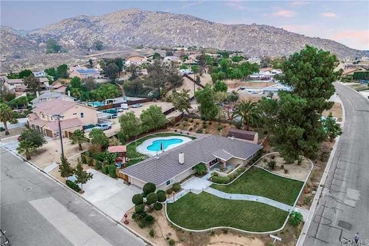 25156 Pico Vista Way Moreno Valley, CA 92557 | MLS SW21261095 Photo 1