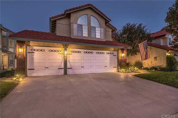26840 Hummingbird Circle Canyon Country, CA 91351 | MLS SR21226824 Photo 1