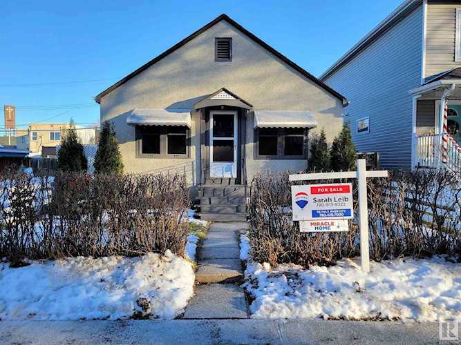 9411 92 Street Edmonton, AB T6C 3S1