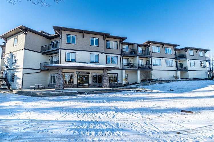43 Sunrise Loop SE #201 High River, AB T1V 0A8