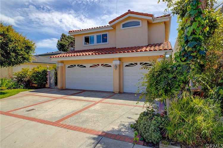 1120 8th St Manhattan Beach, CA 90266