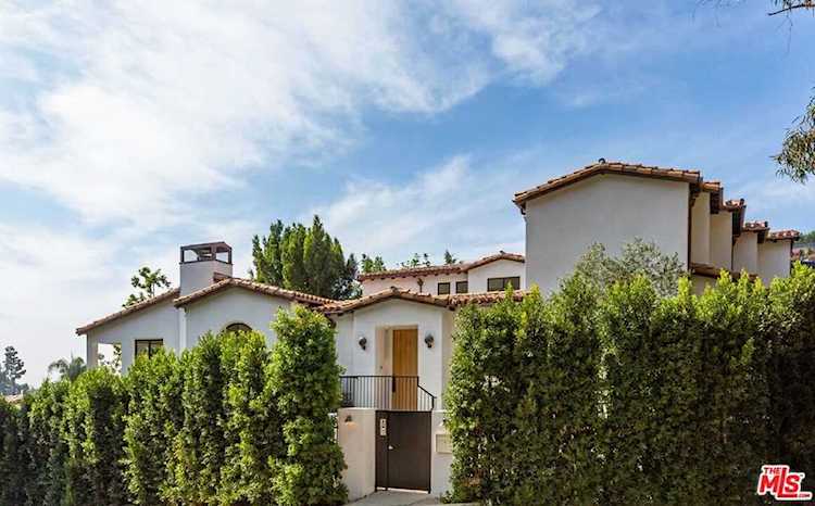 9165 Cordell Dr Los Angeles, CA 90069