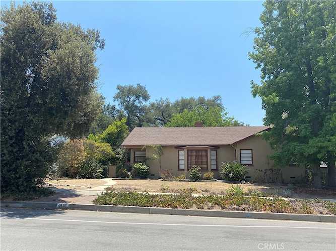 3180 Paloma St Pasadena, CA 91107