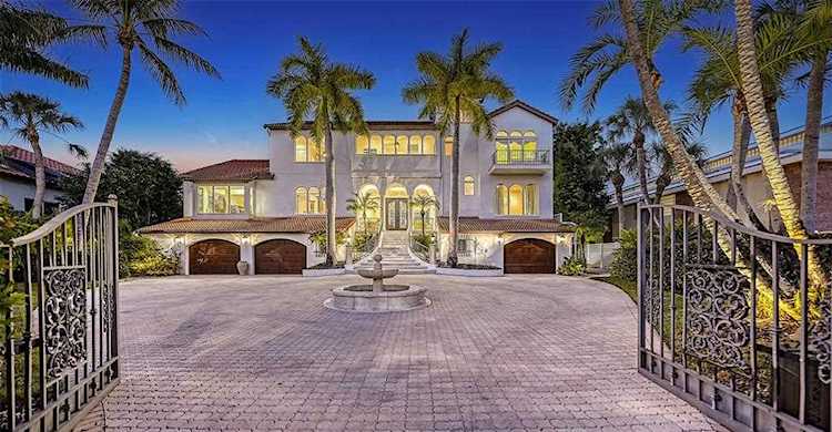 66 N Washington Dr Sarasota, FL 34236