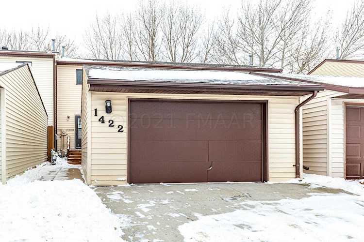1422 10 St W West Fargo, ND 58078 | MLS 21-6180 Photo 1