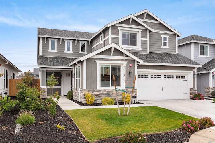 205 Willowgreen Place Santa Rosa, CA 95403