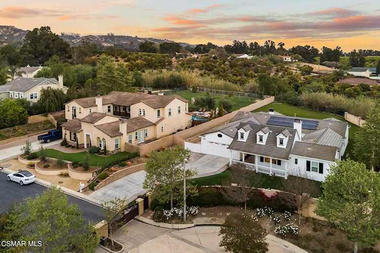 1840 Tuscan Grove Place Camarillo, CA 93012