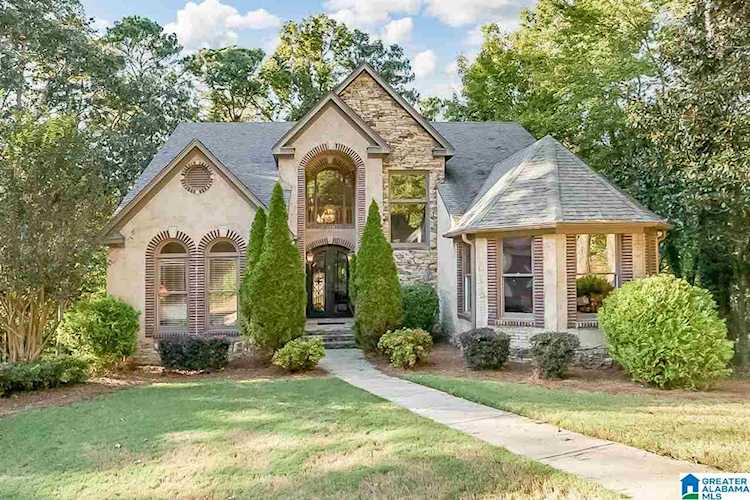 1073 Oak Tree Road Birmingham, AL 35244