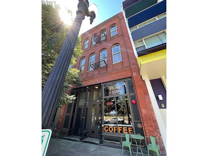 727 SW Naito Pkwy Portland, OR 97204