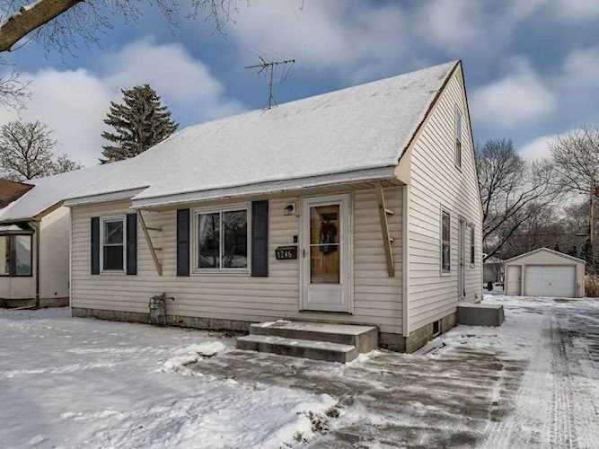 1246 Smith Avenue S West Saint Paul, MN 55118
