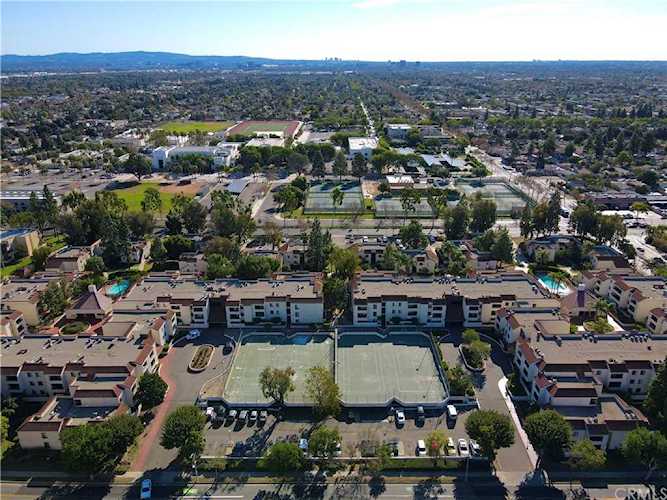 700 W 3rd St #B209 Santa Ana, CA 92701
