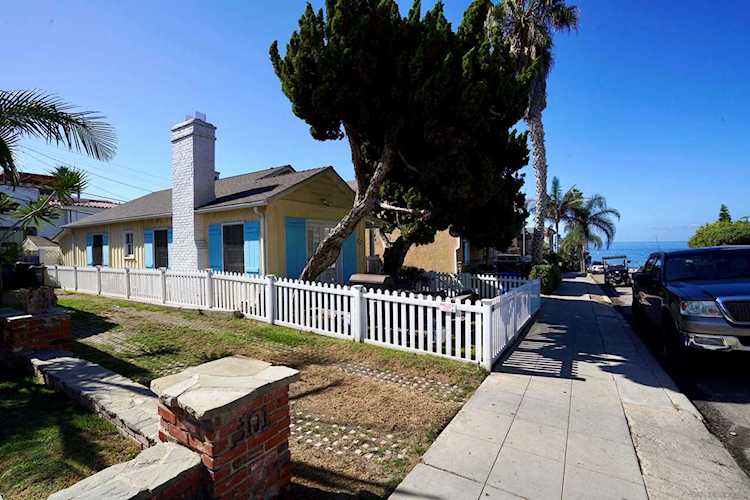 253 Bonair St. La Jolla, CA 92037