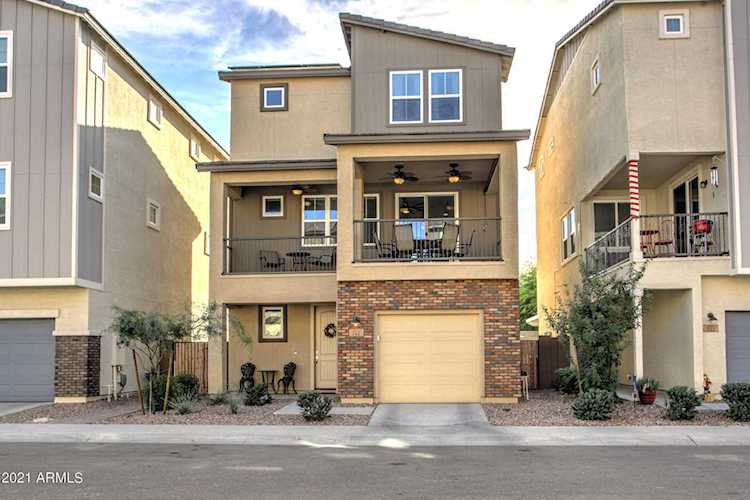 745 W Flintlock Way Chandler, AZ 85286